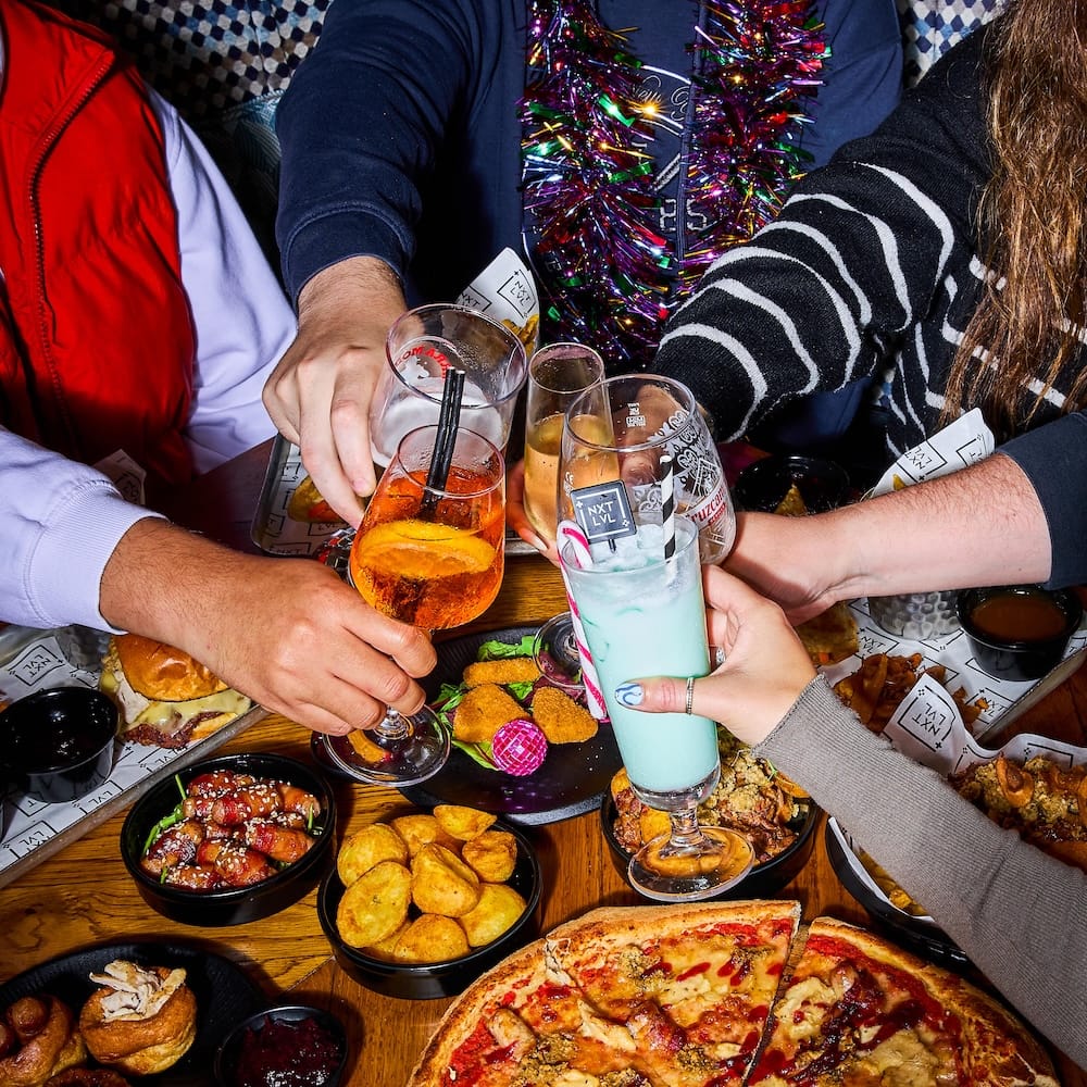 /assets/cocktail-party-DJClXscN.jpg